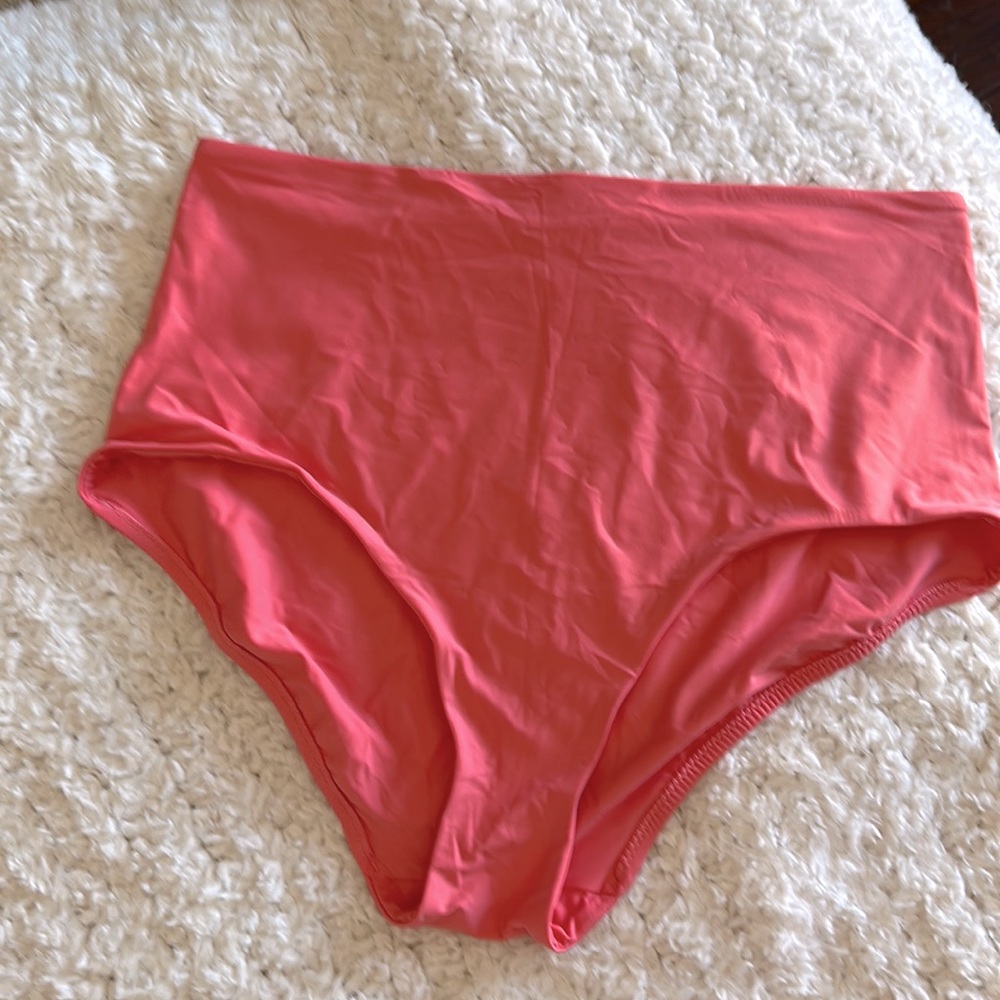 Lululemon high-waisted swim bottoms